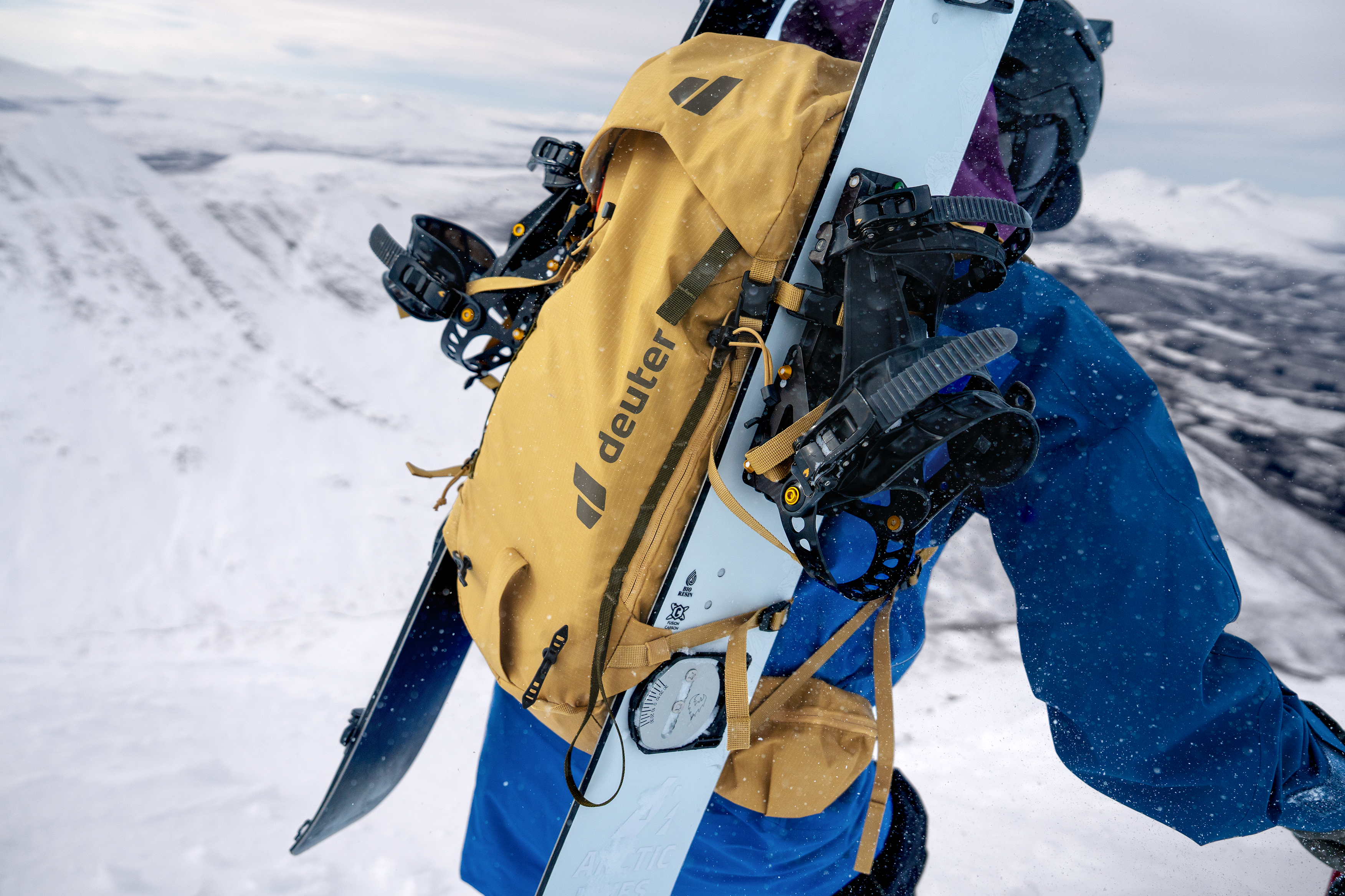 SNOWSPORTS_FreescapeTour32_Sideshot_19_FlatlightFilms_26