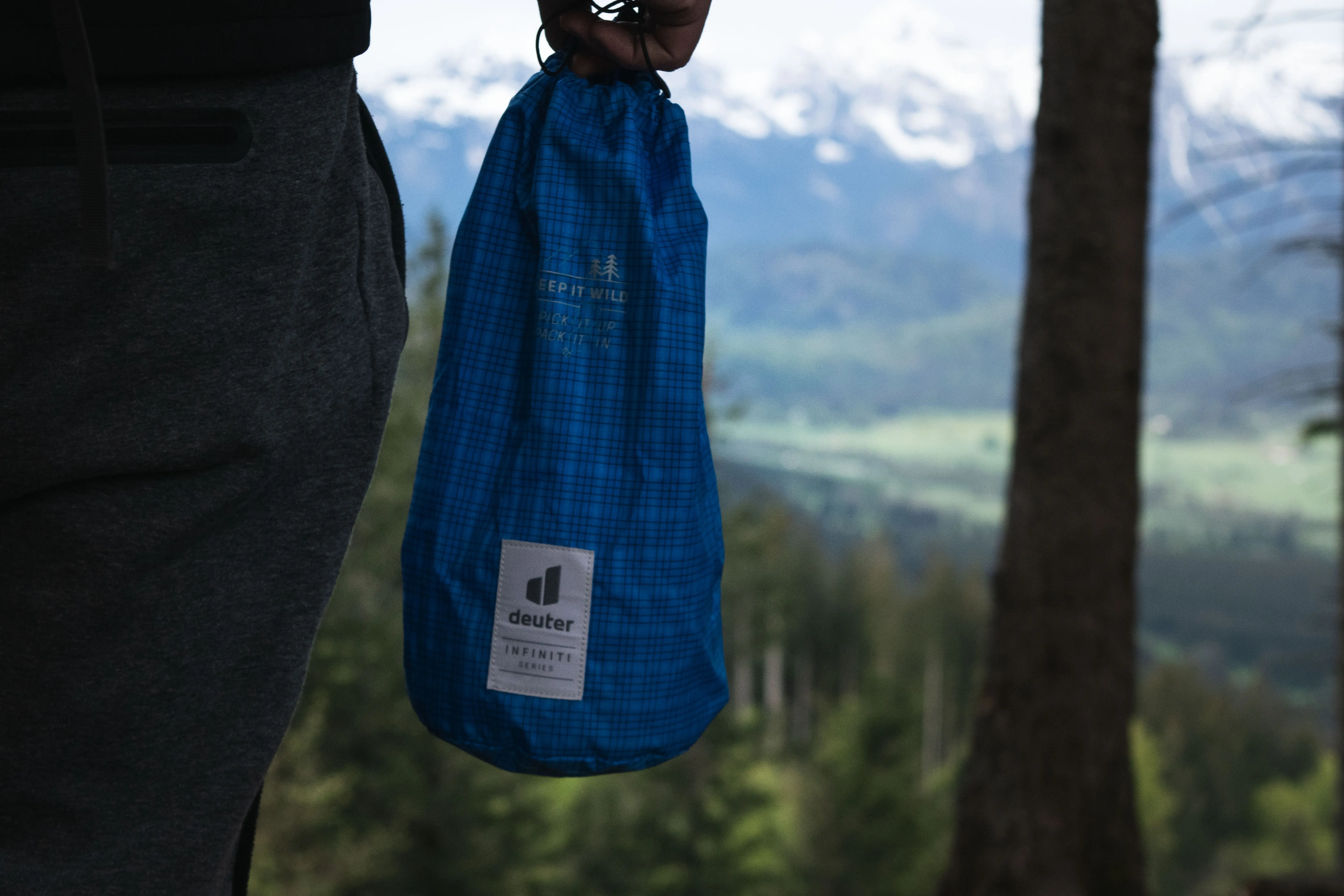 Pants, Bag, Tree, Coat, Jeans