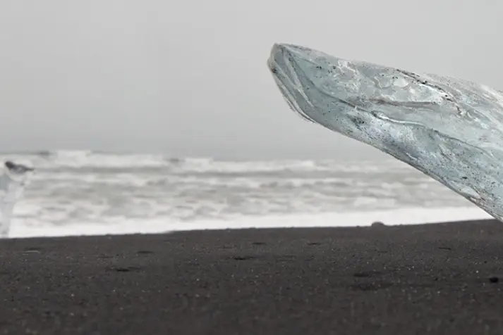 SDG_12_Produktion ice, glass, rock, coast, beach