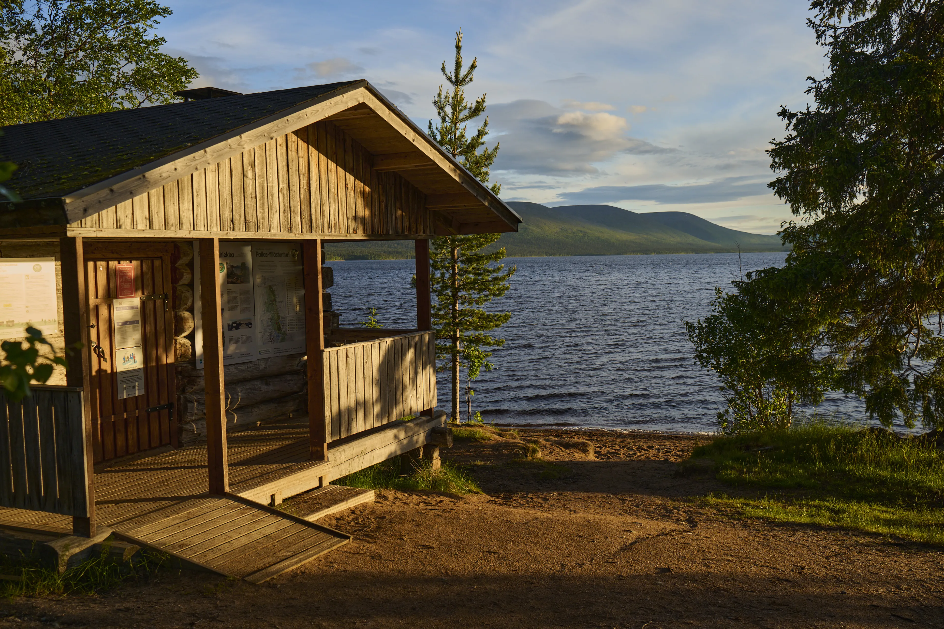 log cabin, lake, wooden shelter, trailhead, nature view