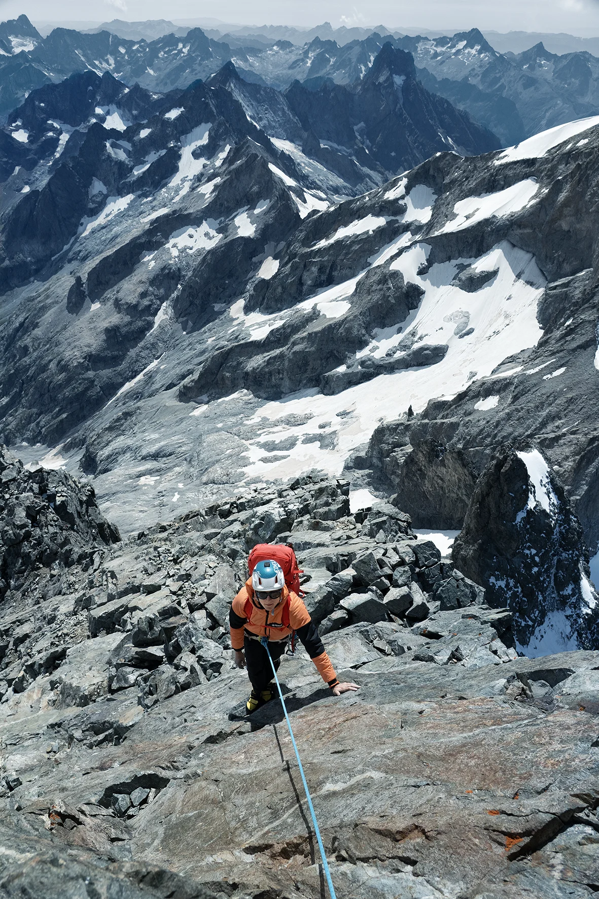 Mountaineering_Guide_Sideshot-10_Jake_Holland_26