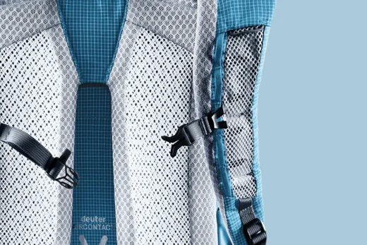 3380124-1382-AircontactUltra40plus5_wave_ink-closeup2