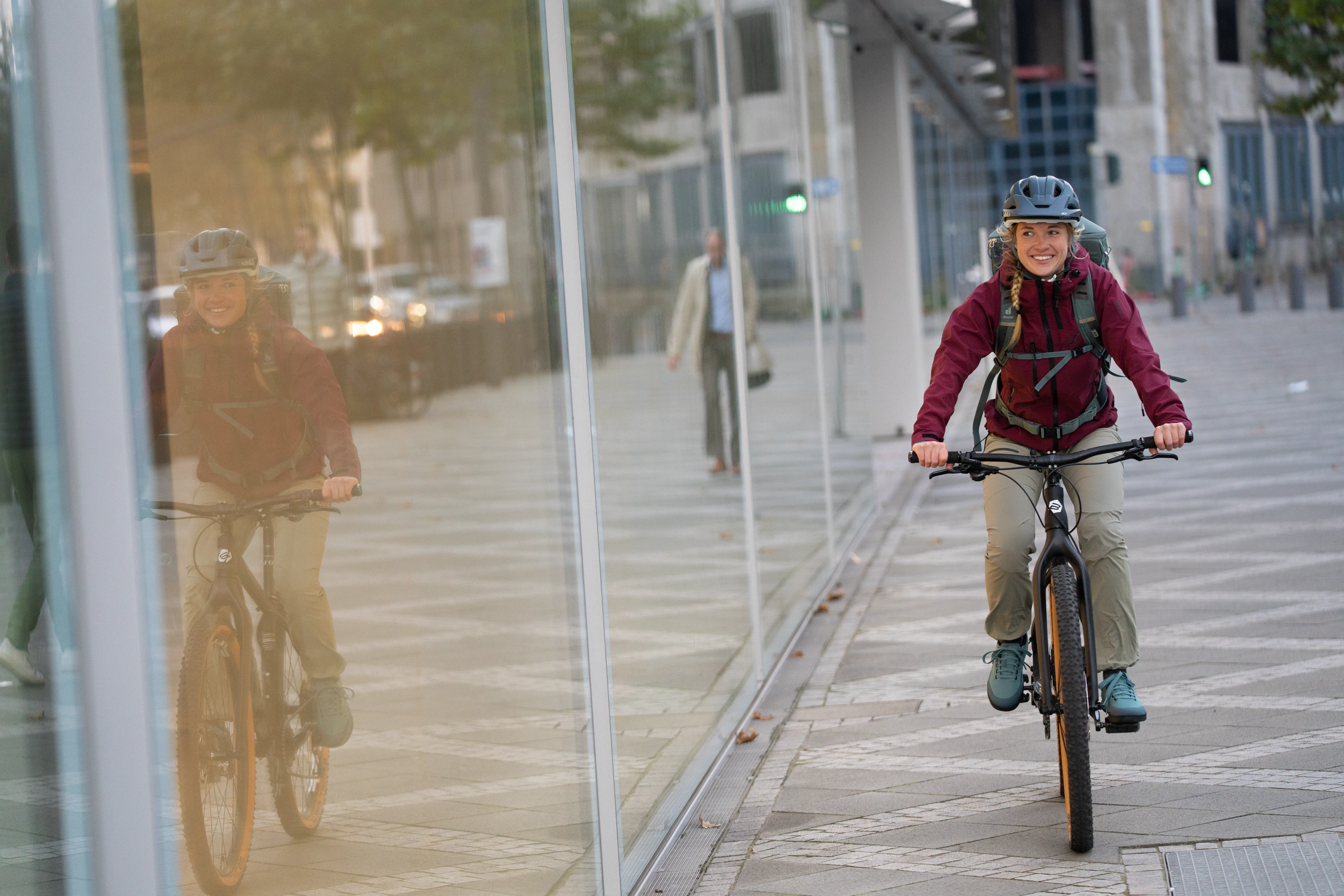 Bike-Commuting-Rotsoord-1_Mo-Garhammer Kopie_(1)