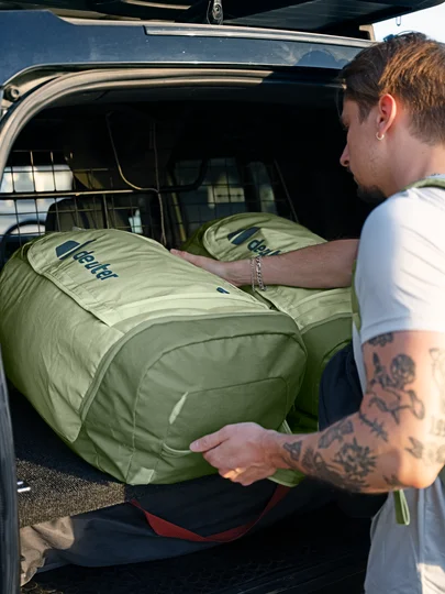 DUFFEL_PRO_ROLLER_SideShot_35_Florian-Rouzic_25