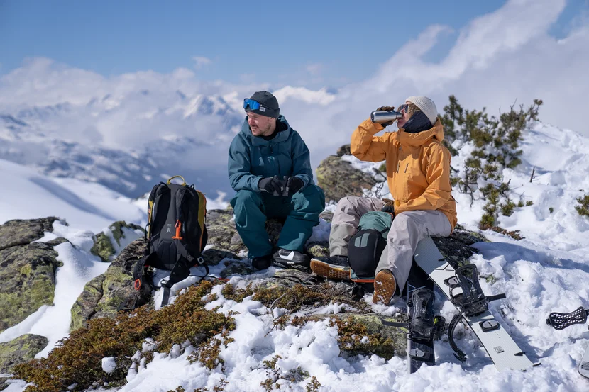 Snowsports_Alproof_Aestivation_Sideshot_17