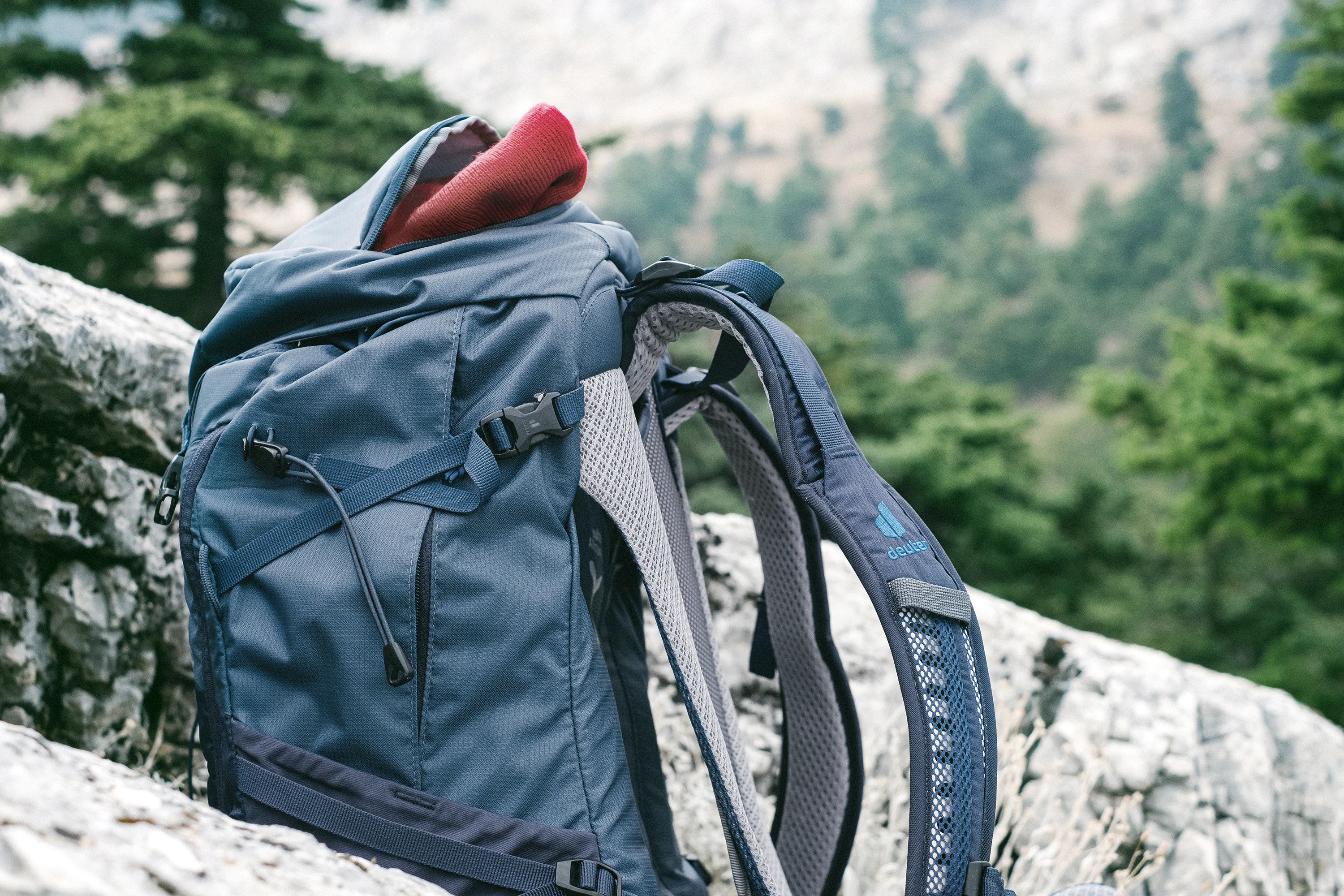 Camera_Jaypack36_FuturaPro_Sideshot_5_BastianFischer