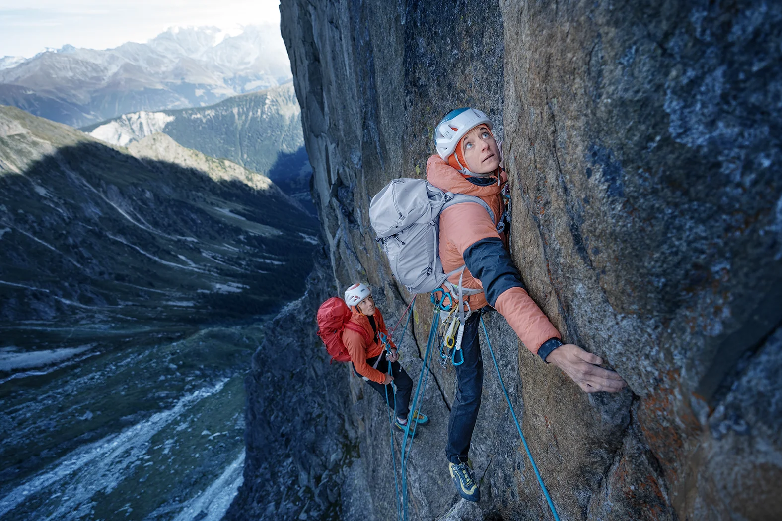 Mountaineering_Guide_Sideshot-23_Jake_Holland_26