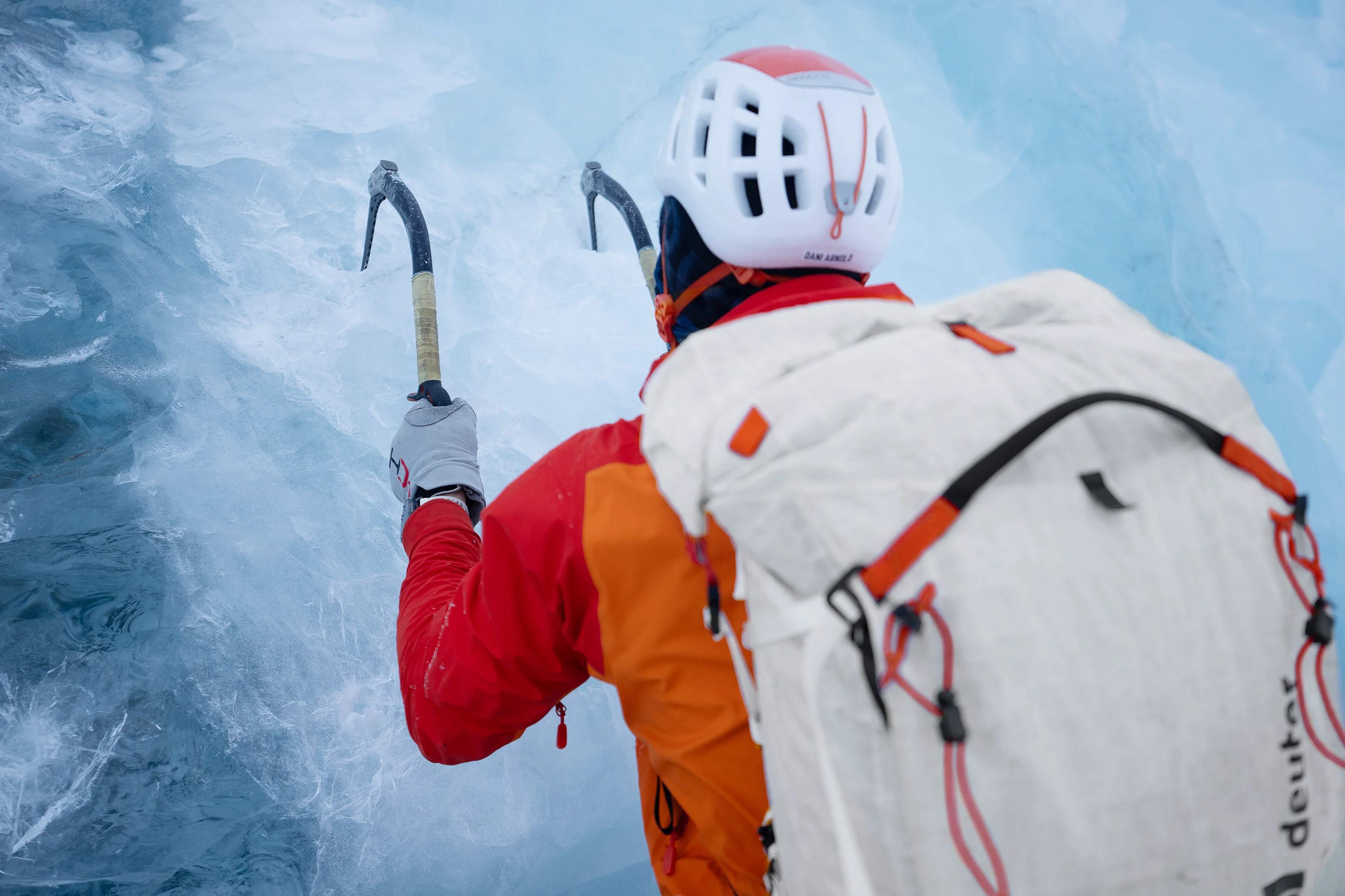 MOUNTAINEERING_Expedition_Ultra_Sideshot-11_Thomas_Monsorno MOUNTAINEERING_Expedition_Ultra_Sideshot-11_Thomas_Monsorno