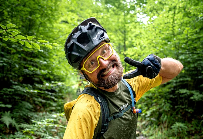 Basecamp_MTB_Headline-Image-Text_668x459px-4 Helmet, Adult, Male, Man, Person