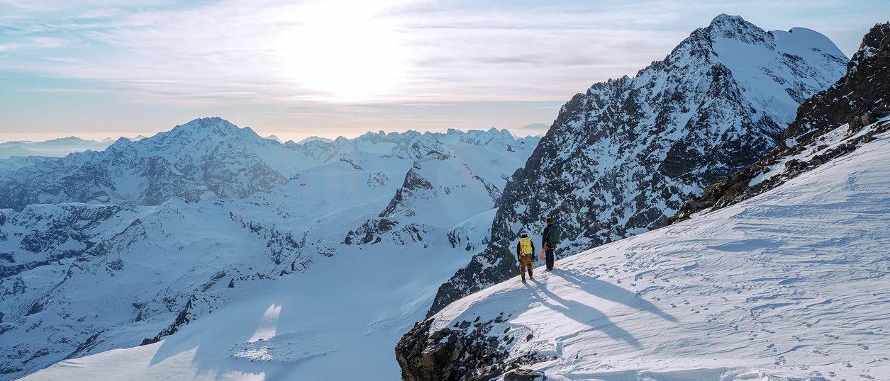 Climbing_GravityExpedition_SideShot_1_Stefan_Schlumpf (1)